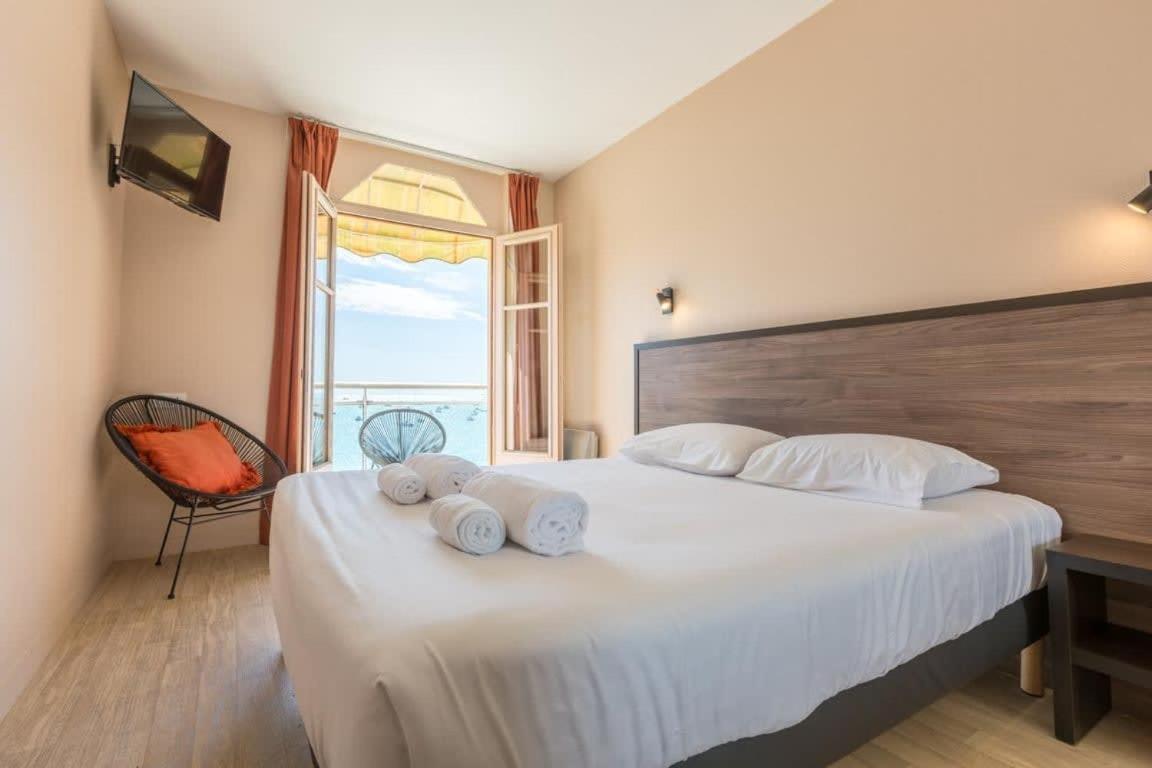 Les Pieds Dans L'Eau - Bel Appartement - Vue Mer Cancale Bagian luar foto